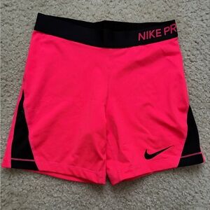 Girls Nike Pro Shorts
